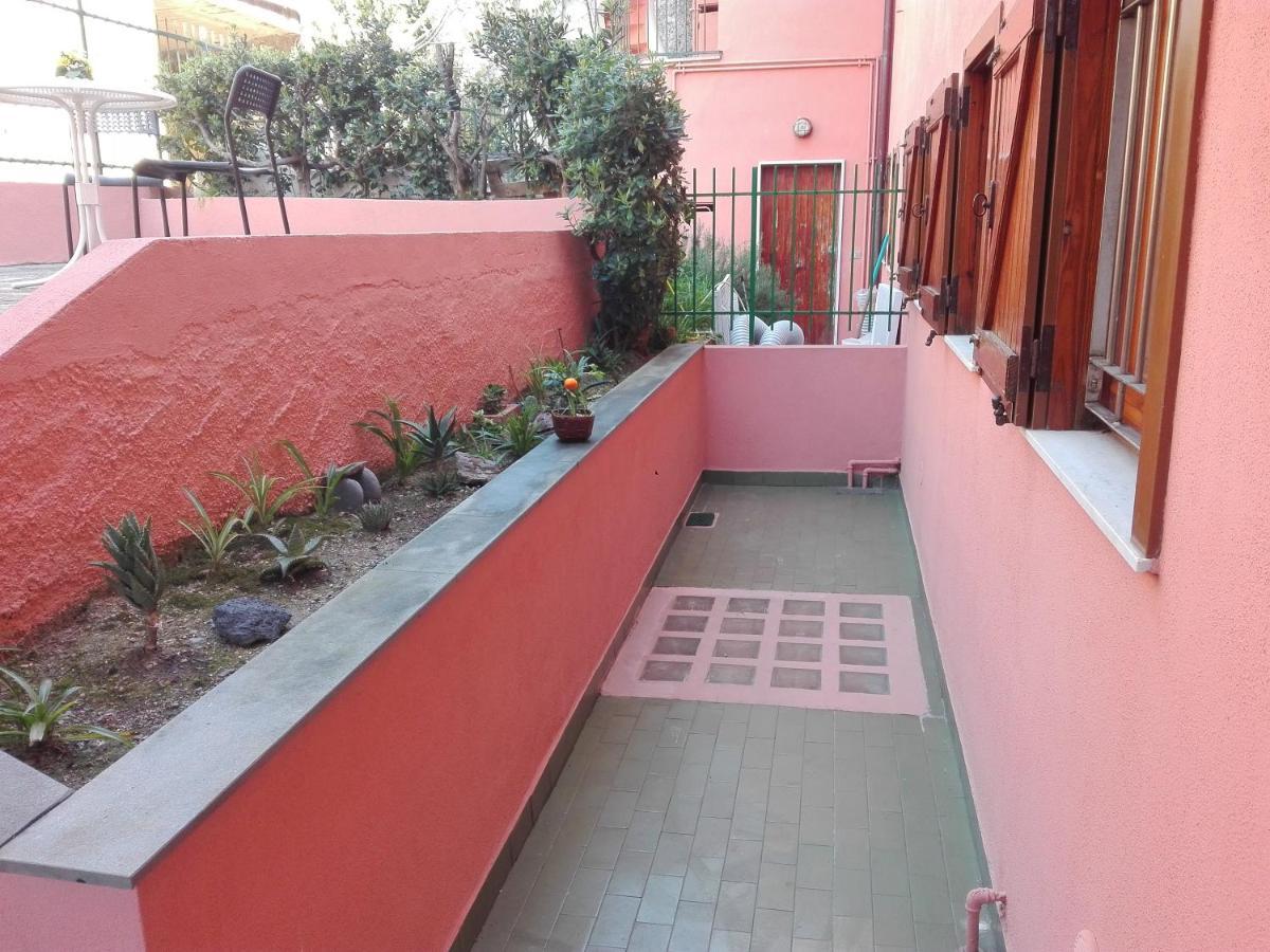 Un Tuffo In Mare Apartment Genoa Exterior photo